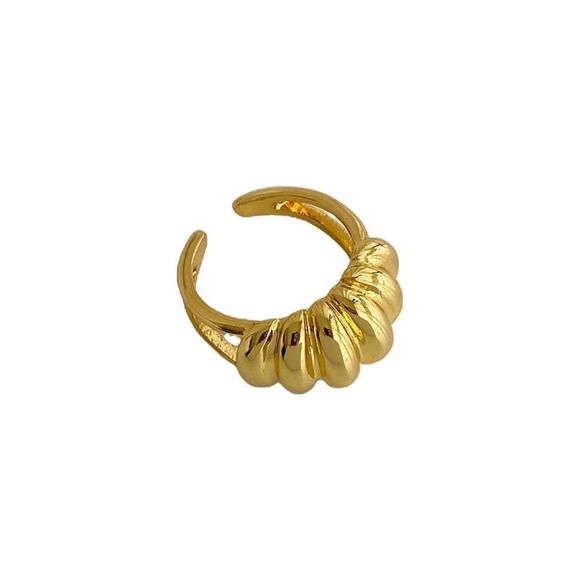 18K Gold Plated Croissant Rings - Picture 4 of 5